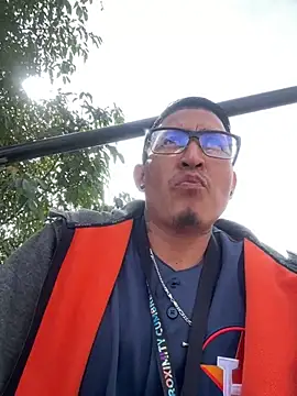 Snapshot of Daniel7131 chatting on 01-06-25, 07:13 Daniel7131 online show from 01-06-25, 07:13