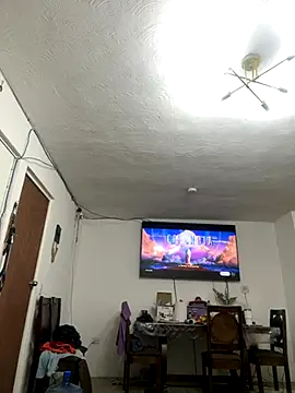 Snapshot of Daniel7131 chatting on 09-20-25, 02:56 Daniel7131 online show from 09-20-25, 02:56