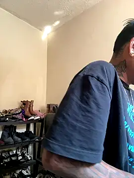 Snapshot of Daniel7131 chatting on 10-31-25, 07:15 Daniel7131 online show from 10-31-25, 07:15