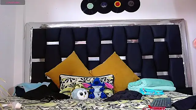 Snapshot of RyanRizzo chatting on 01-30-25, 06:10 RyanRizzo online show from 01-30-25, 06:10