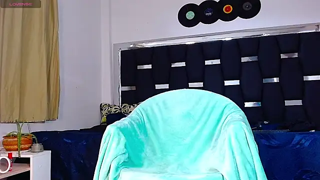 Snapshot of RyanRizzo chatting on 02-13-25, 02:31 RyanRizzo online show from 02-13-25, 02:31