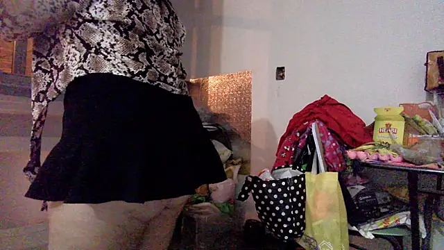 Snapshot of milf_ann48 chatting on 09-18-25, 01:18 milf ann48 online show from 09-18-25, 01:18