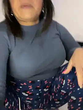 Snapshot of milf_ann48 chatting on 09-26-25, 10:47 milf ann48 online show from 09-26-25, 10:47