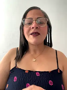 Snapshot of milf_ann48 chatting on 10-03-25, 03:20 milf ann48 online show from 10-03-25, 03:20
