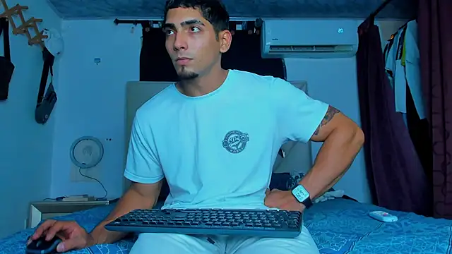 Rich boy01 online show from 01-20-25, 11:10