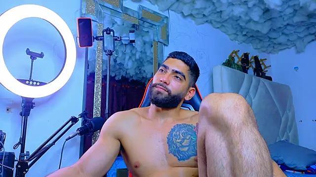 Rich boy01 online show from 04-18-26, 07:07