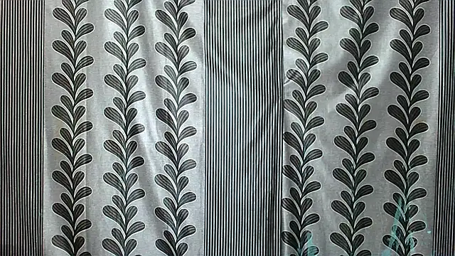 Snapshot of misha_princess chatting on 11-12-25, 08:19 misha princess online show from 11-12-25, 08:19