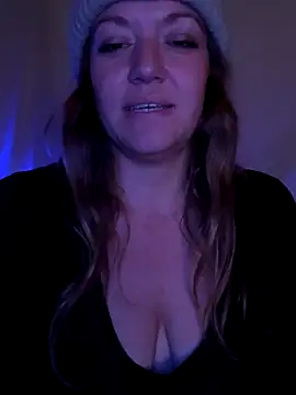 Snapshot of SummerV91 chatting on 12-02-25, 03:56 SummerV91 online show from 12-02-25, 03:56