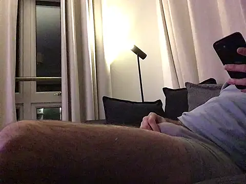 Snapshot of TallBoy2810 chatting on 10-23-25, 10:41 TallBoy2810 online show from 10-23-25, 10:41