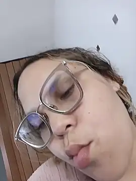 Emma-evans online show from 03-10-26, 07:52