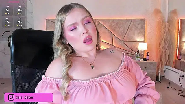 Snapshot of GaiaBaker chatting on 01-19-25, 03:18 GaiaBaker online show from 01-19-25, 03:18