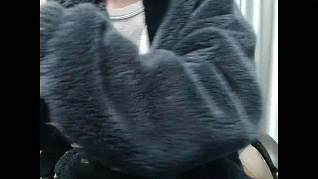 wujiaxing22 online show from 12-19-24, 03:30