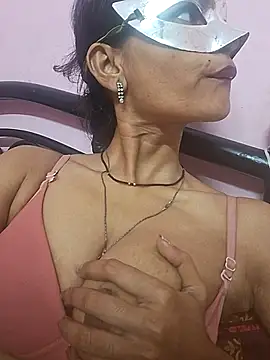 Nandinip2706 online show from 05-30-26, 08:50