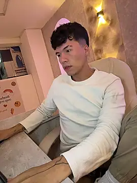 Logan smith1 online show from 11-07-25, 08:03