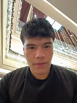 Snapshot of Logan_smith1 chatting on 12-16-25, 08:03 Logan smith1 online show from 12-16-25, 08:03