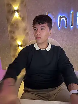 Snapshot of Logan_smith1 chatting on 01-07-26, 07:44 Logan smith1 online show from 01-07-26, 07:44