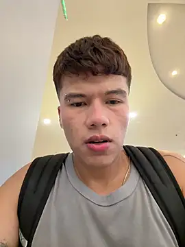 Snapshot of Logan_smith1 chatting on 02-14-26, 09:44 Logan smith1 online show from 02-14-26, 09:44