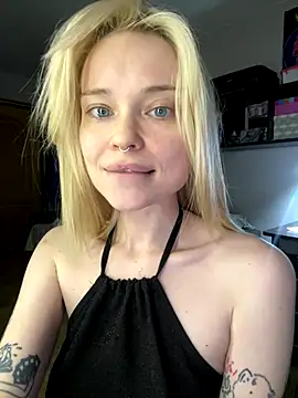 dollfromvenus online show from 11-15-25, 09:32