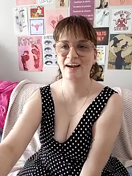 Snapshot of PrincesseMalicia chatting on 06-02-26, 02:30 PrincesseMalicia online show from 06-02-26, 02:30