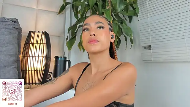 Nia Bunny online show from 03-07-25, 04:55