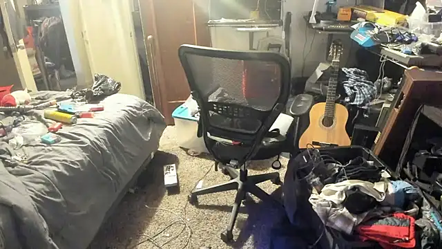 Snapshot of deadpi chatting on 12-10-24, 04:45 deadpi online show from 12-10-24, 04:45