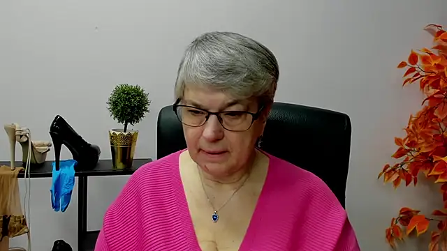 IrisDream online show from 01-24-25, 07:19