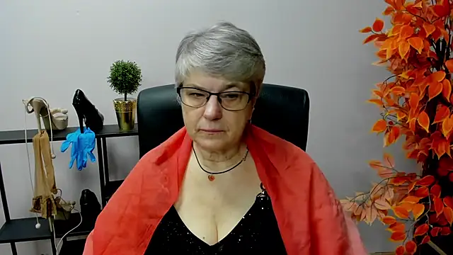 IrisDream online show from 01-31-25, 07:18