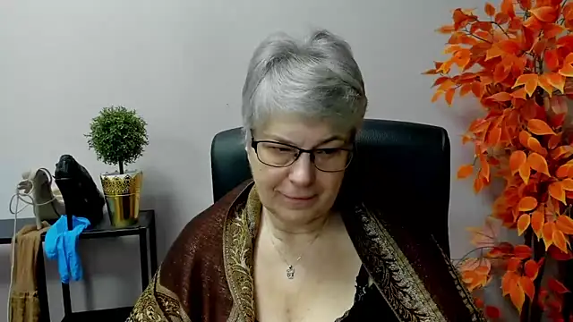 IrisDream online show from 03-13-25, 07:20