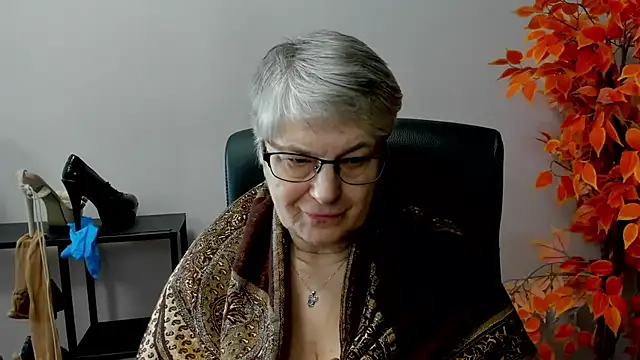 IrisDream online show from 03-17-25, 10:49