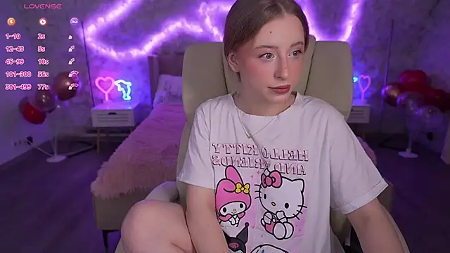 SilverrMoon online show from 02-18-25, 08:03