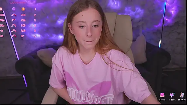 SilverrMoon online show from 03-11-25, 01:48