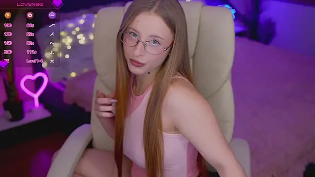 SilverrMoon online show from 11-24-25, 07:13