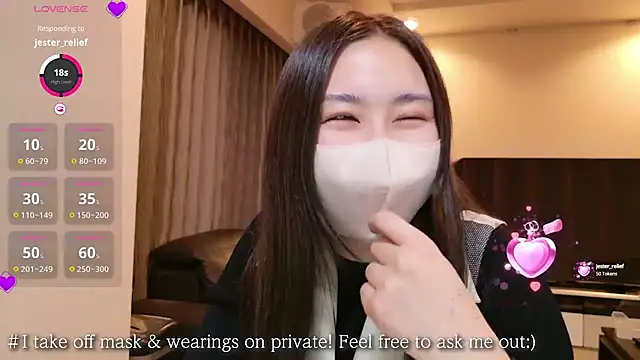 Snapshot of -satomi-jp chatting on 03-10-25, 09:43 -satomi-jp online show from 03-10-25, 09:43