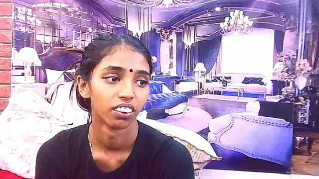 IndianSexySlender online show from 11-17-25, 05:13