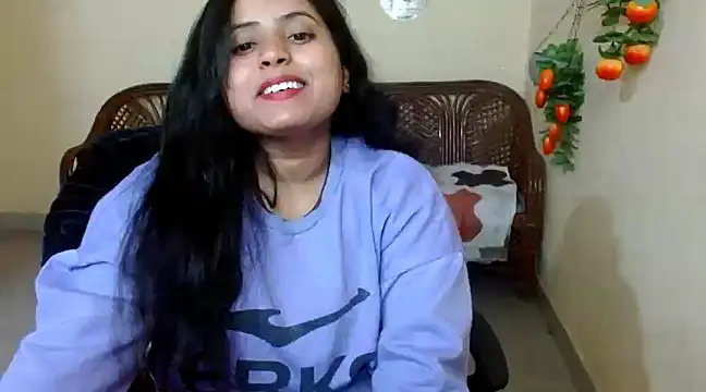 Snapshot of Amandaliss chatting on 01-07-25, 12:20 Amandaliss online show from 01-07-25, 12:20