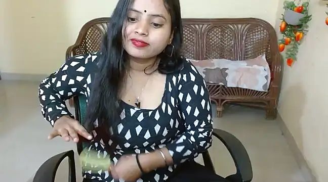 Snapshot of Amandaliss chatting on 02-01-25, 06:54 Amandaliss online show from 02-01-25, 06:54