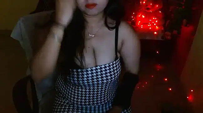 Snapshot of Amandaliss chatting on 02-17-25, 07:15 Amandaliss online show from 02-17-25, 07:15