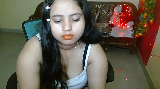 Snapshot of Amandaliss chatting on 02-18-25, 10:16 Amandaliss online show from 02-18-25, 10:16