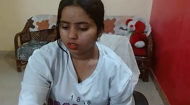 Snapshot of Amandaliss chatting on 02-28-25, 04:54 Amandaliss online show from 02-28-25, 04:54