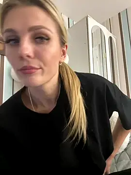 Liya my online show from 09-30-25, 04:34