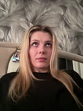 Snapshot of Liya_my chatting on 04-29-26, 12:20 Liya my online show from 04-29-26, 12:20