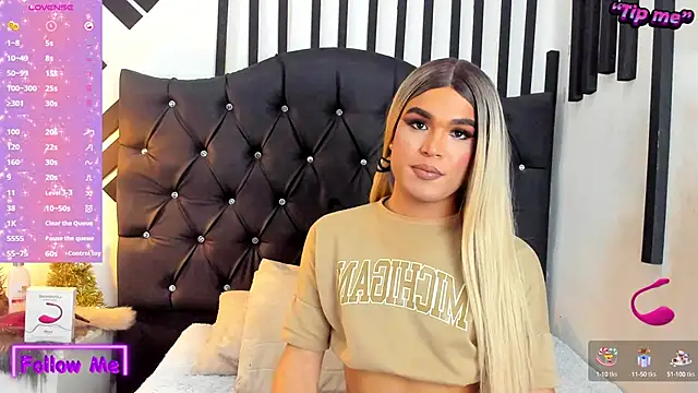 AllisonsweetZ online show from 12-31-24, 08:12