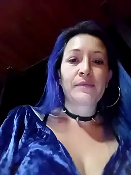 Snapshot of sophie_banger chatting on 12-21-24, 01:47 sophie banger online show from 12-21-24, 01:47