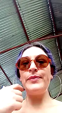 Snapshot of sophie_banger chatting on 12-28-24, 03:04 sophie banger online show from 12-28-24, 03:04