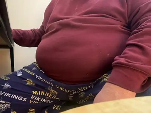 Snapshot of mnguy1972 chatting on 03-16-26, 05:17 mnguy1972 online show from 03-16-26, 05:17