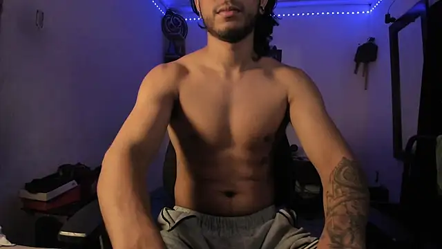 Snapshot of maxximus_100 chatting on 03-23-25, 08:48 maxximus 100 online show from 03-23-25, 08:48