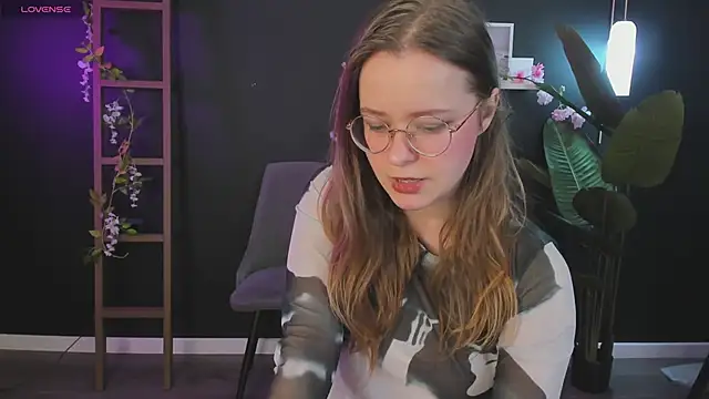 CassieCool online show from 01-11-25, 08:43