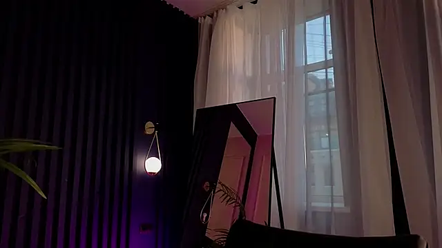 Snapshot of CassieCool chatting on 11-22-25, 12:48 CassieCool online show from 11-22-25, 12:48