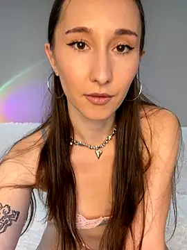 Snapshot of cutte_dora chatting on 09-11-25, 01:11 cutte dora online show from 09-11-25, 01:11