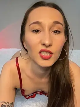 Snapshot of cutte_dora chatting on 09-30-25, 03:28 cutte dora online show from 09-30-25, 03:28